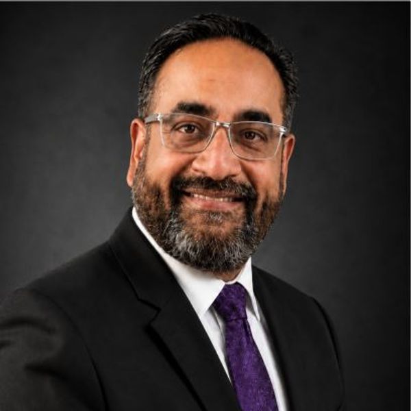 Rocky Rajewal, Associate